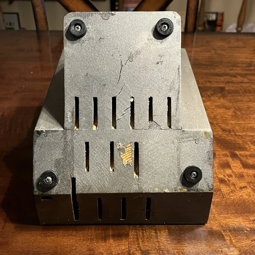 Kitchenaid 14 Slot Knife Block W/Built In Knife Sharpener - Picture 6 of 6